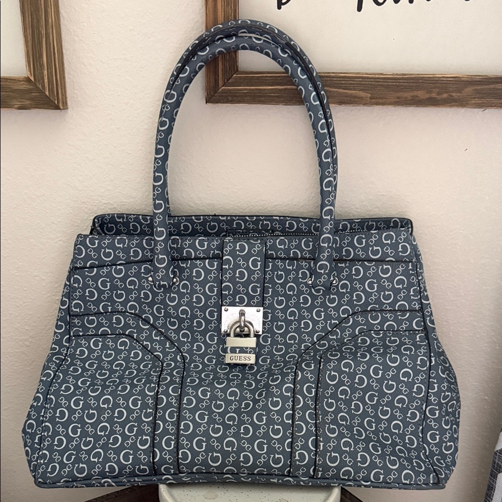 GUESS Gray Patterned Satchel